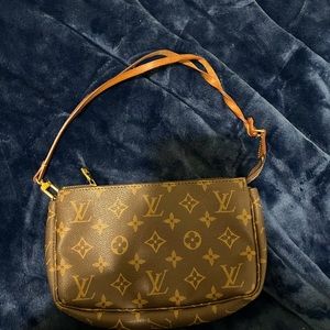 LV Shoulder Bag